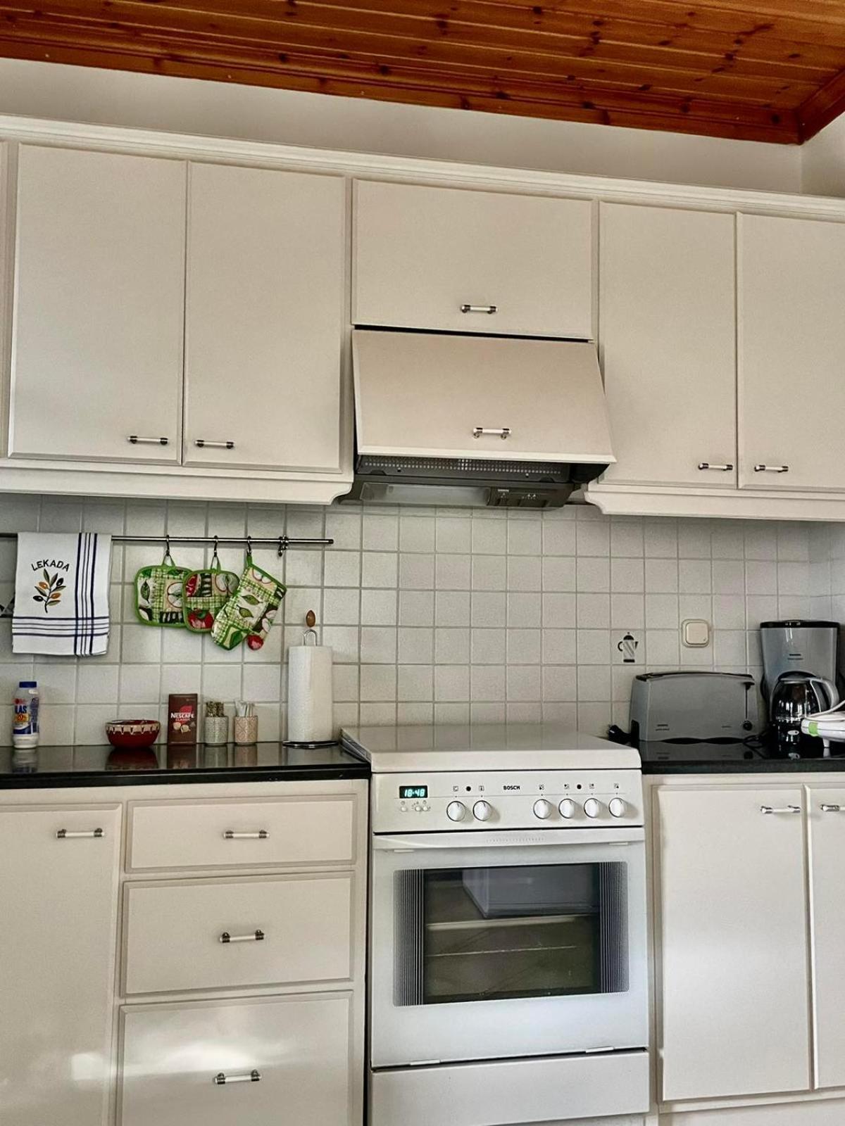 Anesis Villa Asprogerakata Екстериор снимка