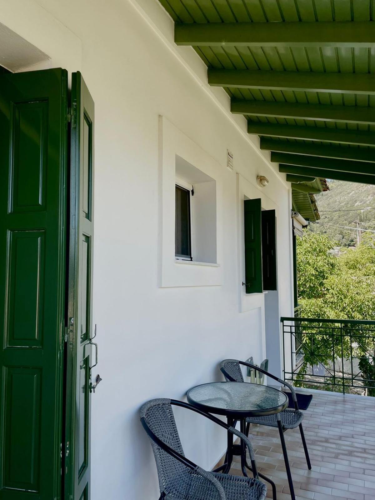 Anesis Villa Asprogerakata Екстериор снимка