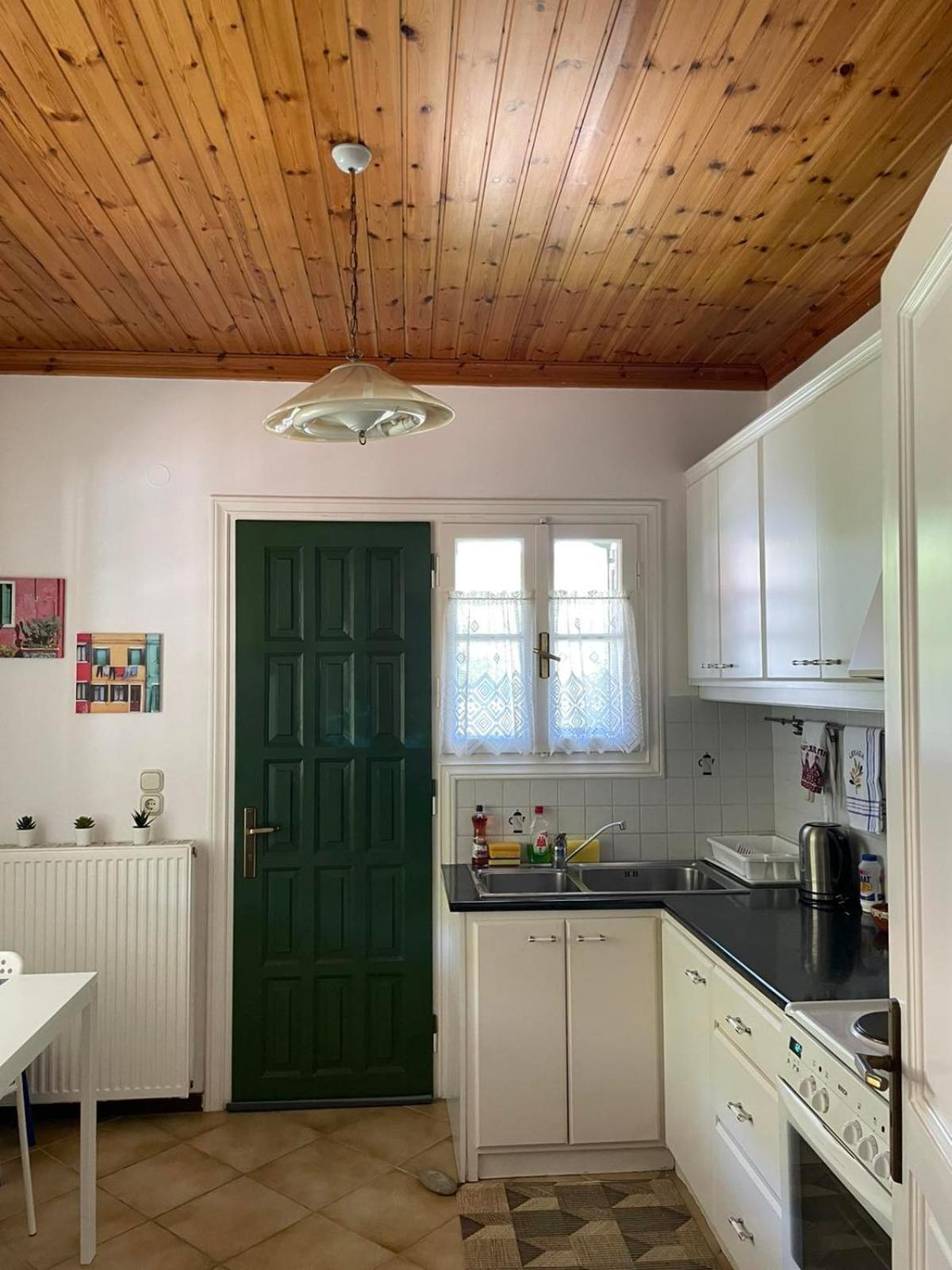 Anesis Villa Asprogerakata Екстериор снимка